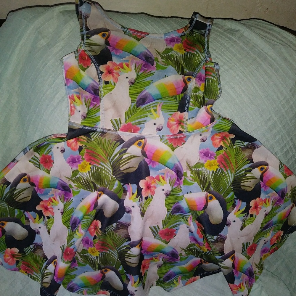 Set of 3 dresses!